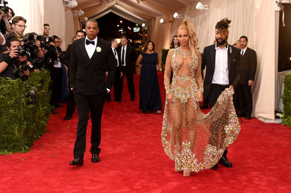 ChinaThroughLookingGlassCostumeInstituteBgDM7bXr-E9l